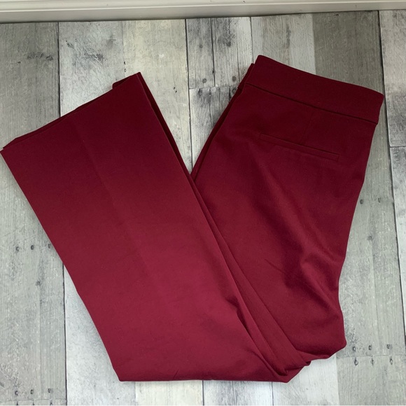 J. Crew Factory Pants - J Crew Factory Kelsey Flare Pant in Burgundy Size 10 - 1559